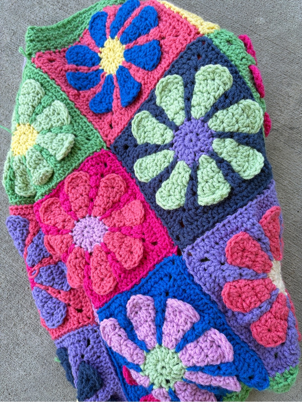 Vintage 90s granny square crochet cardigan retro daisy flower patchwork sweater - Picture 2 of 7